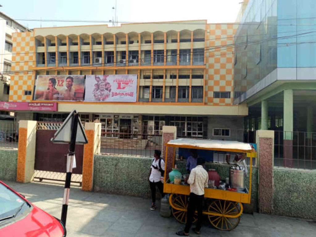 Factors to Consider When Choosing Curtain Shops in Coimbatore Online