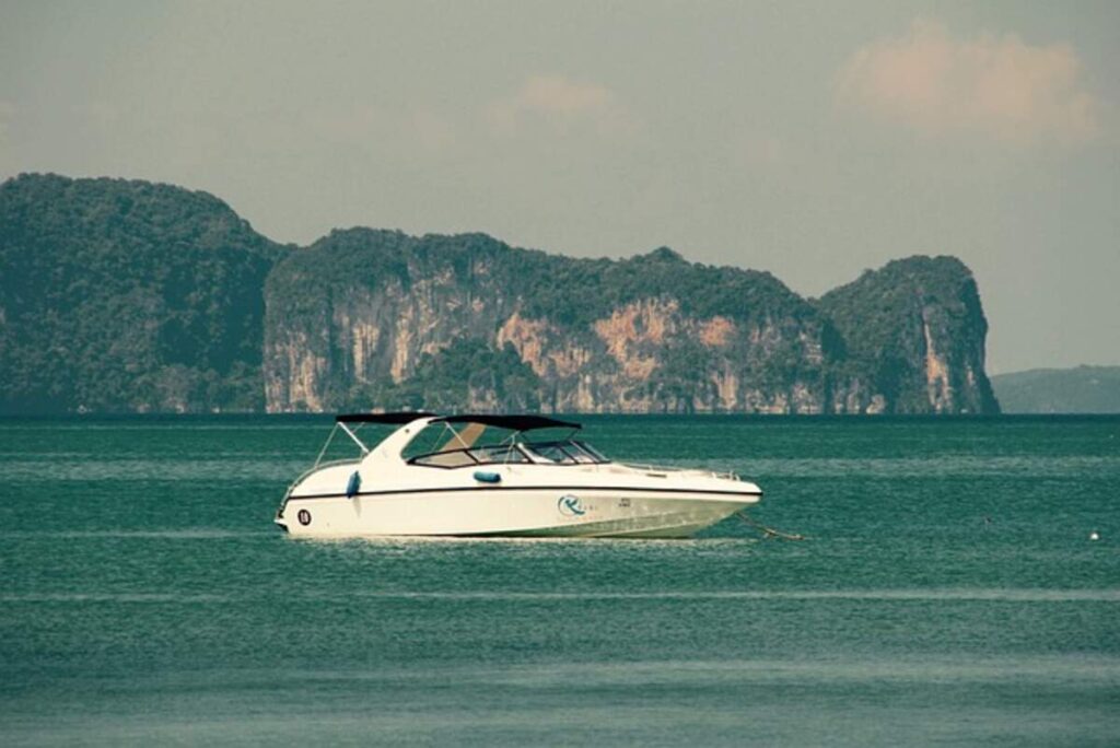 boat charter
